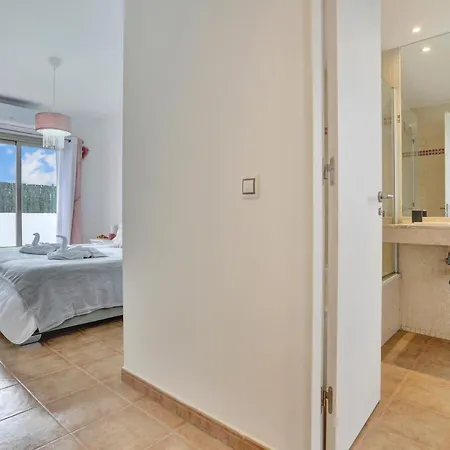 Blue Sky Golf Villa *